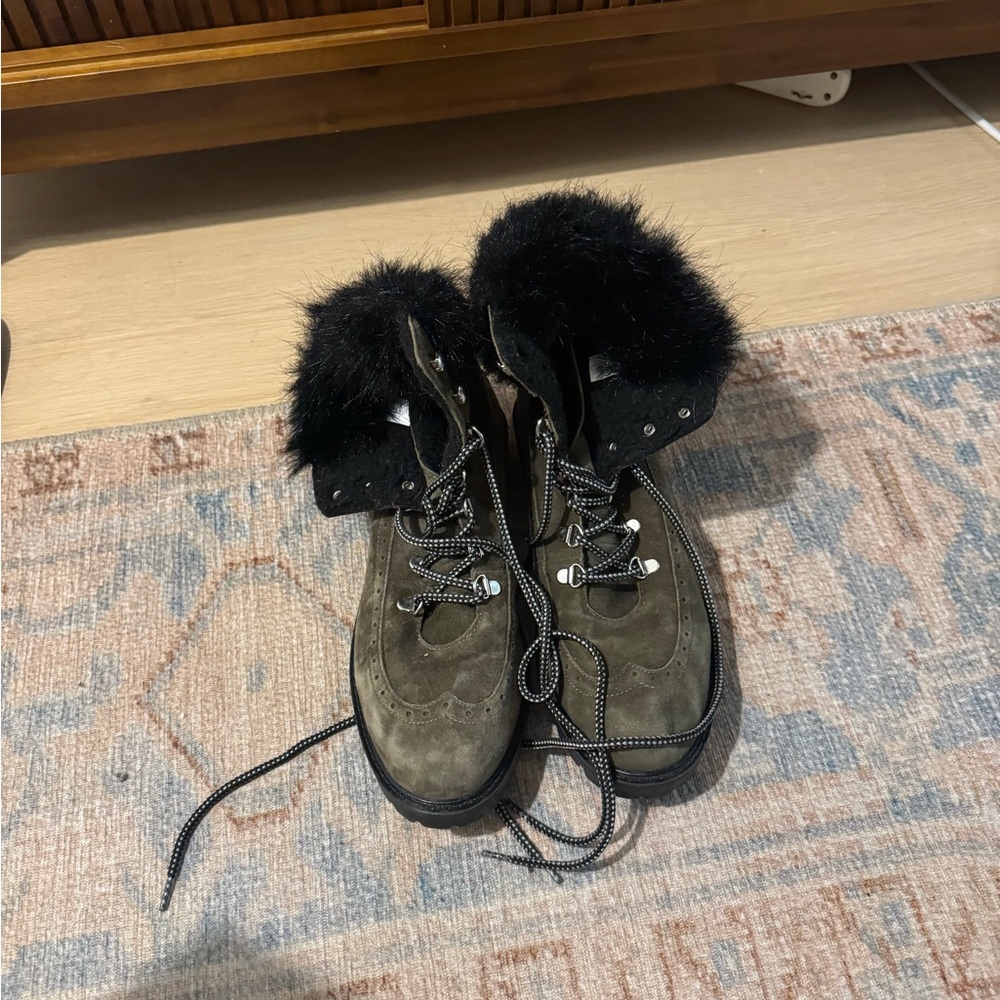 Stylish Black and Brown Fur-Lined Boots
